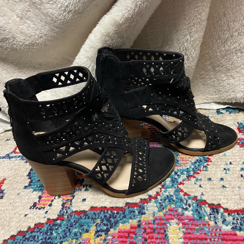 Black heels with sparkles